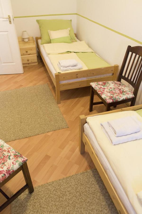 Apartman "A" 세게드 외부 사진